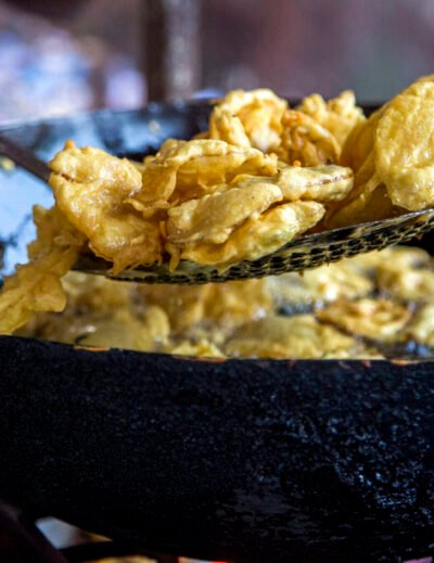 Frying food in Mumbai, India