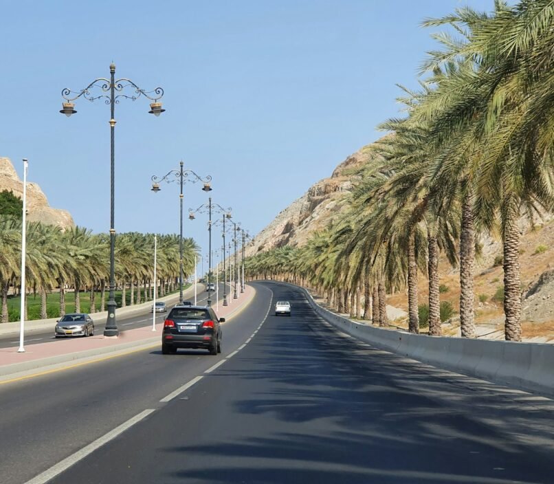 uae to oman