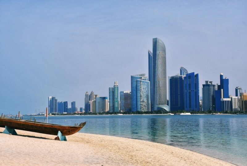 abu dhabi dubai beaches