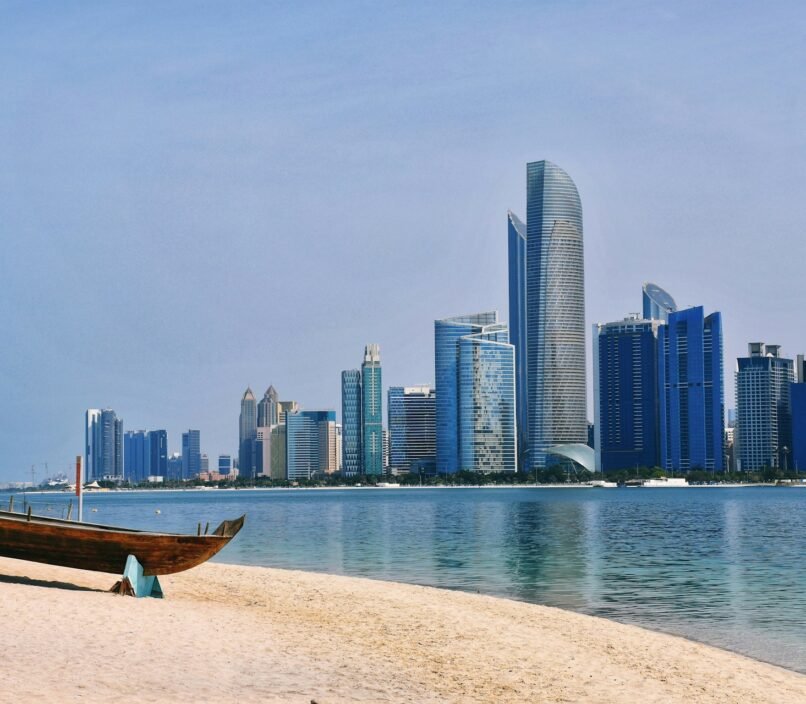 abu dhabi dubai beaches
